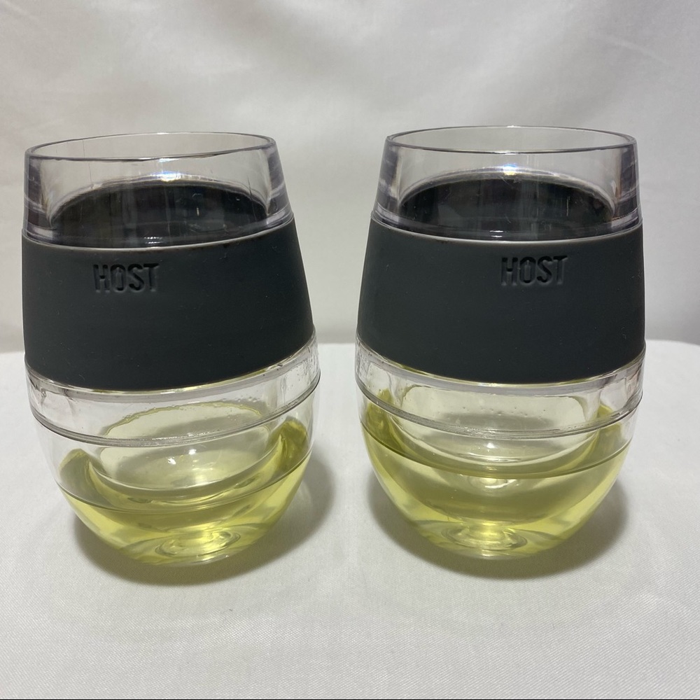 HOST Brand Wine Freeze Cooling Cups Set of 2 With Gray Silicone Band